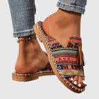 Luz de Seda | Sandalias Bohemias con Pompón Nathalie