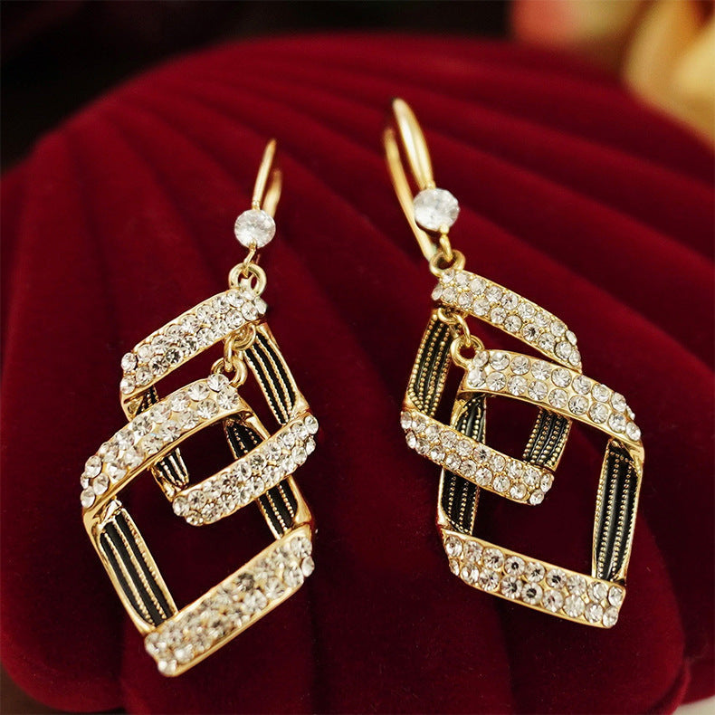 Stella Virelle | Pendientes en Capas Dorados