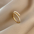 Virelle | Anillo Abierto Perla y Cristal Dorado