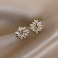 Pendientes Sonja Luxe de ópalo blanco