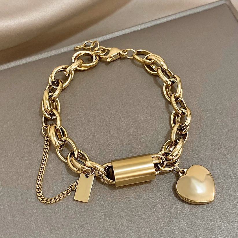 Pulsera Gruesa de Corazón | Dorada