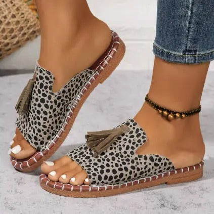 Luz de Seda | Sandalias Bohemias con Pompón Nathalie