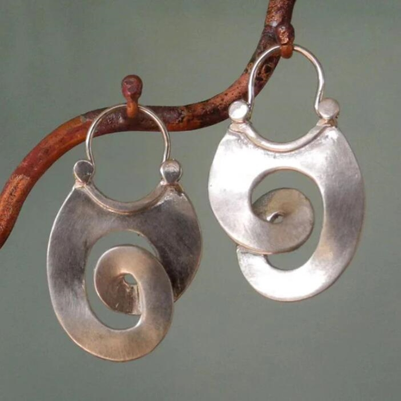 Pendientes en espiral de color plata vintage