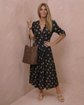 Azura · Vestido maxi de inspiración tropical