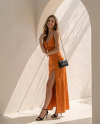 Althéa · Vestido maxi de caída satinada