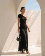 Virelle · Vestido maxi sofisticado